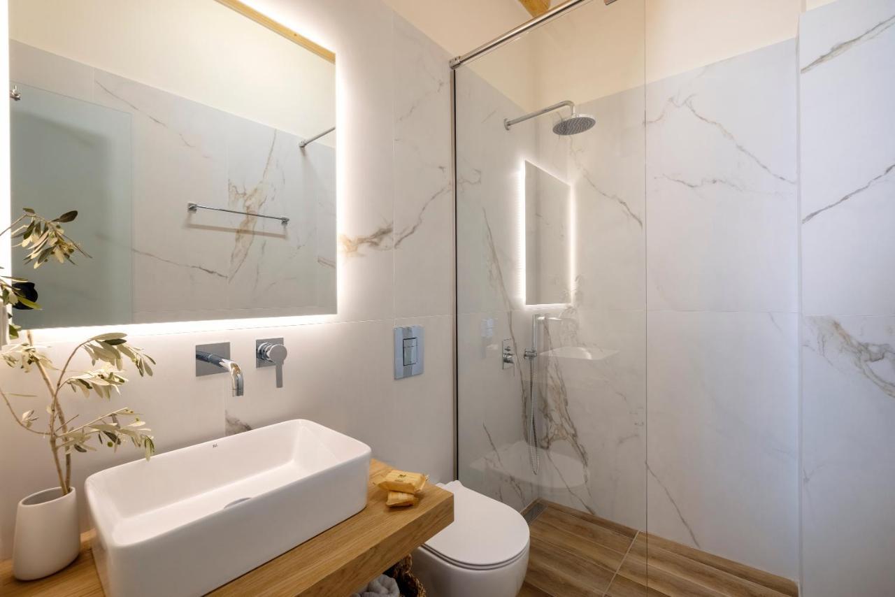 Casa Giorgio Exclusive Suites 罗希姆诺 外观 照片