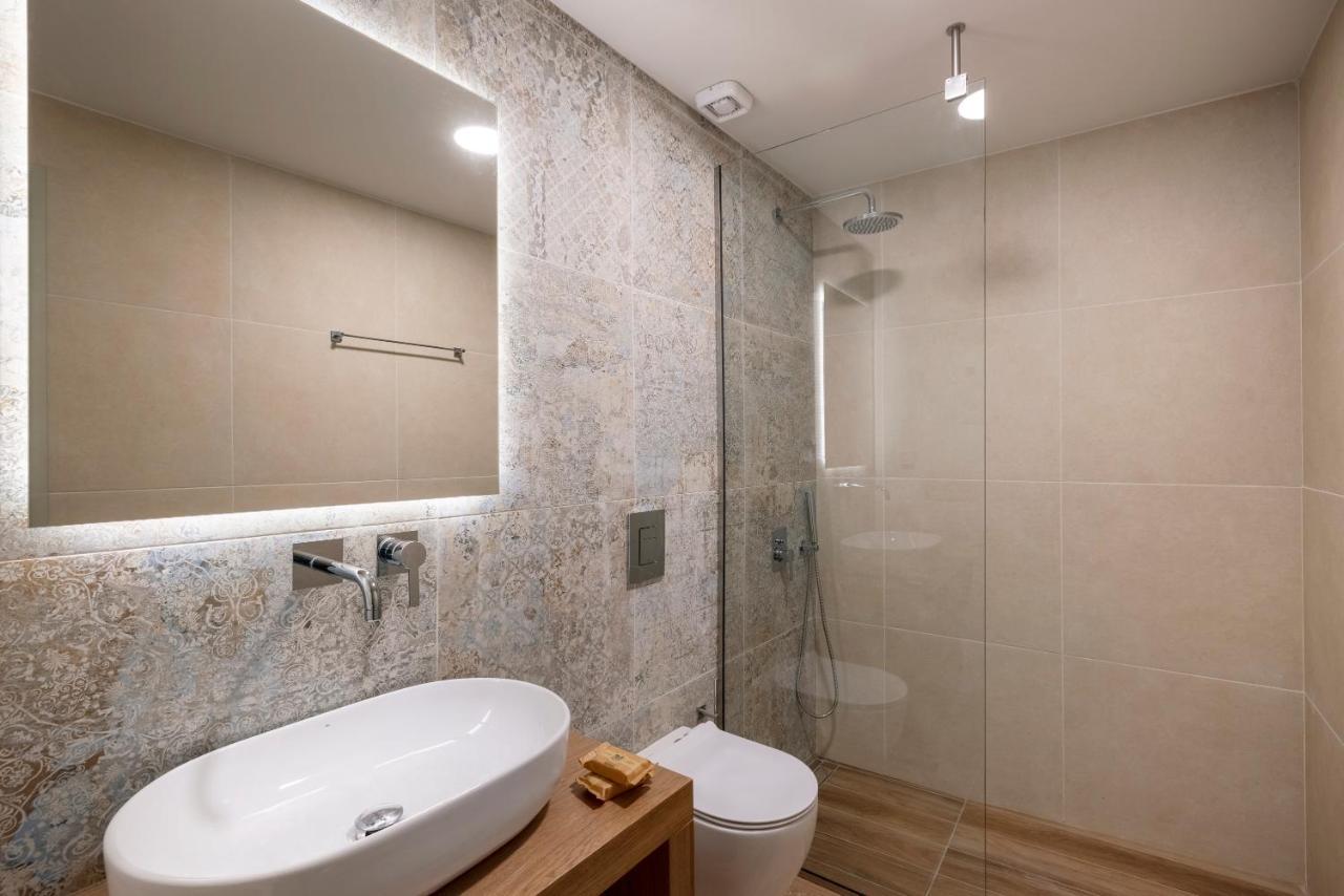 Casa Giorgio Exclusive Suites 罗希姆诺 外观 照片