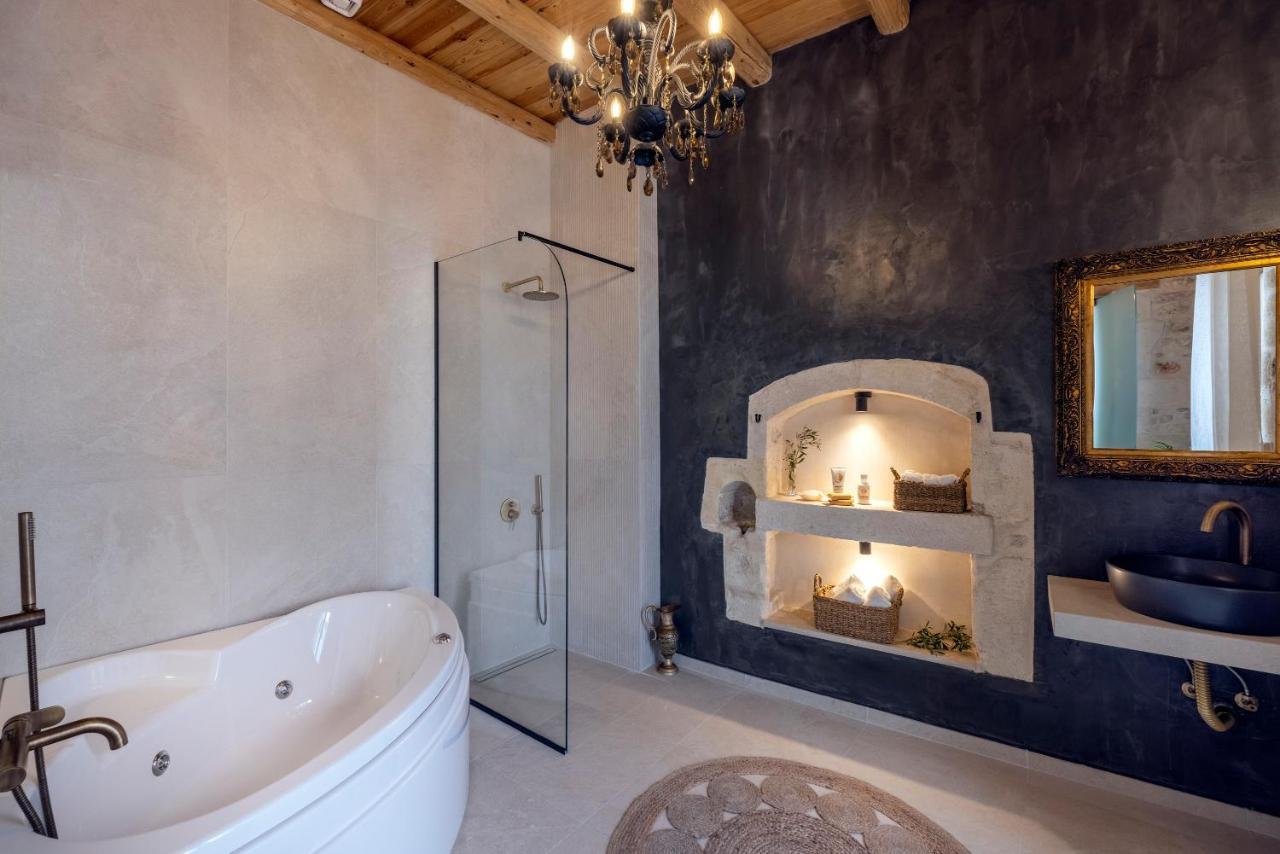 Casa Giorgio Exclusive Suites 罗希姆诺 外观 照片