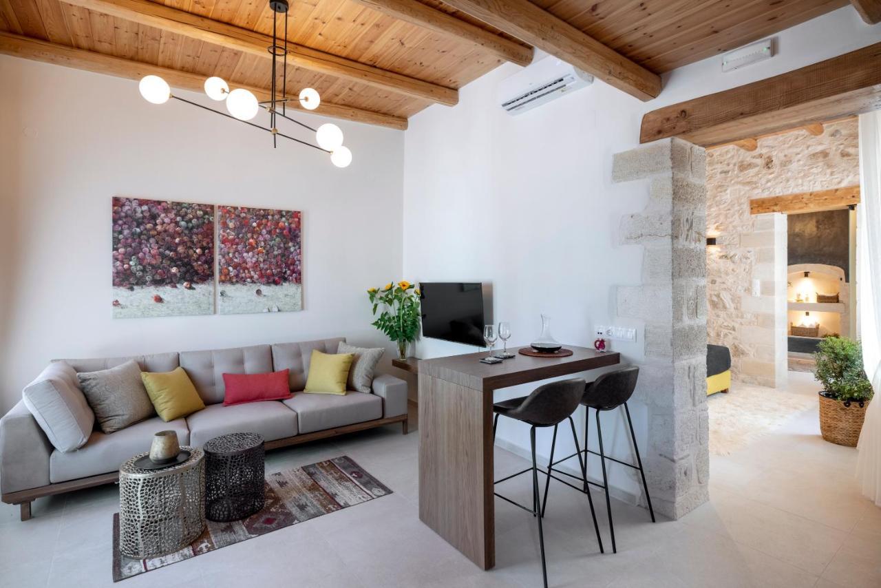 Casa Giorgio Exclusive Suites 罗希姆诺 外观 照片